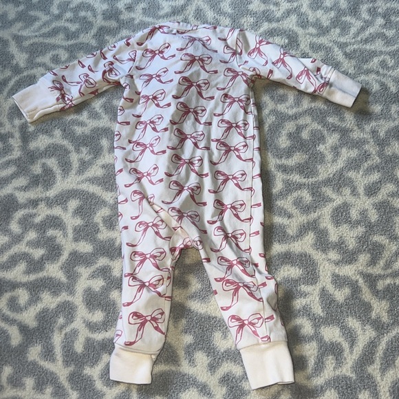 🩷Pink Chicken🩷 NWOT Precious Baby Girl Bow Zip Onesie. 3-6m. - Picture 6 of 6
